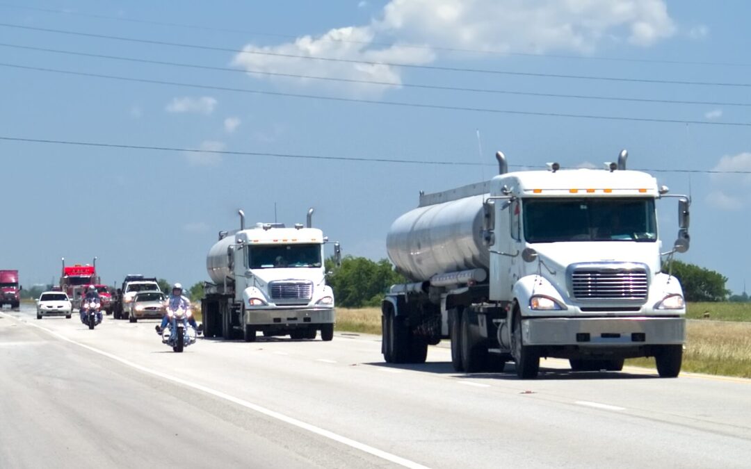 The Dangers Motorcyclists Face from Large and Commercial Vehicles